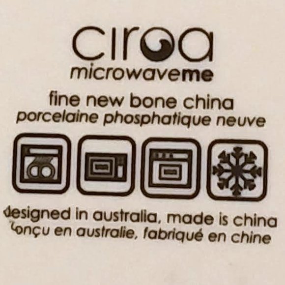 Festive Bone China Microwave Dish with Lid - Picture 10 of 10